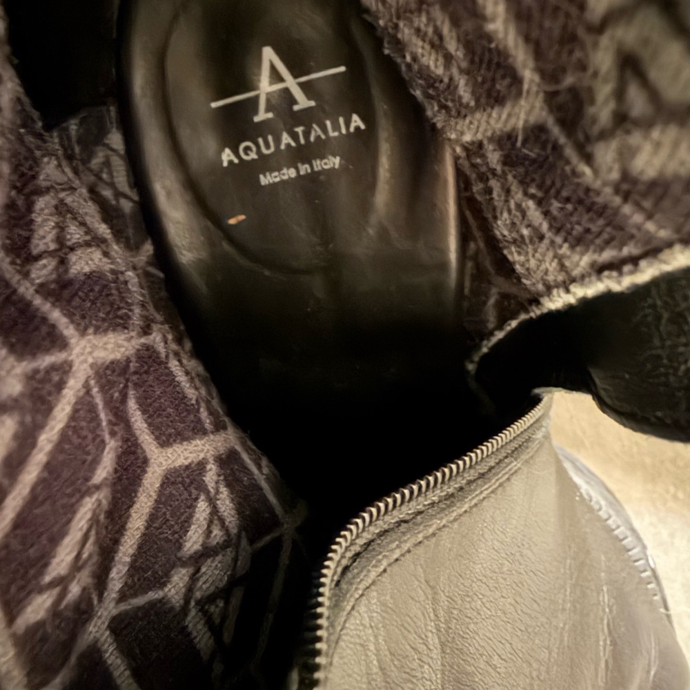 Aquatalia Black Leather Block Heel Ankle Boots - Picture 7 of 7